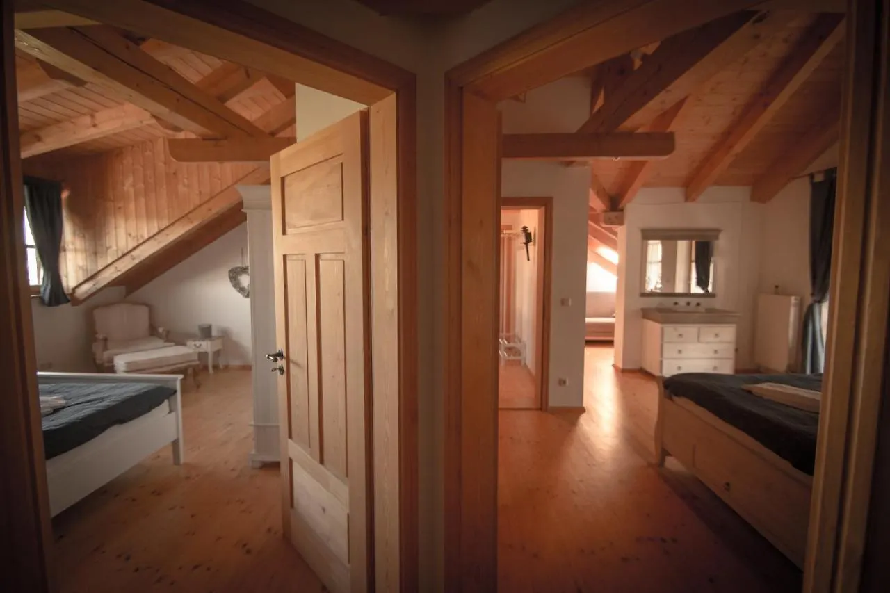 Ferienwohnung Zum Forsthaus Oberviechtach